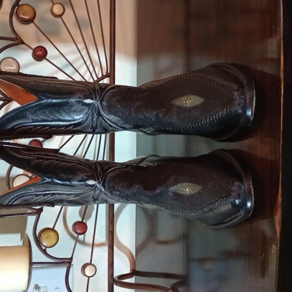 Gavel Stingray boots Spanish Toe RARE Size 7.5 E EXCELLENT
